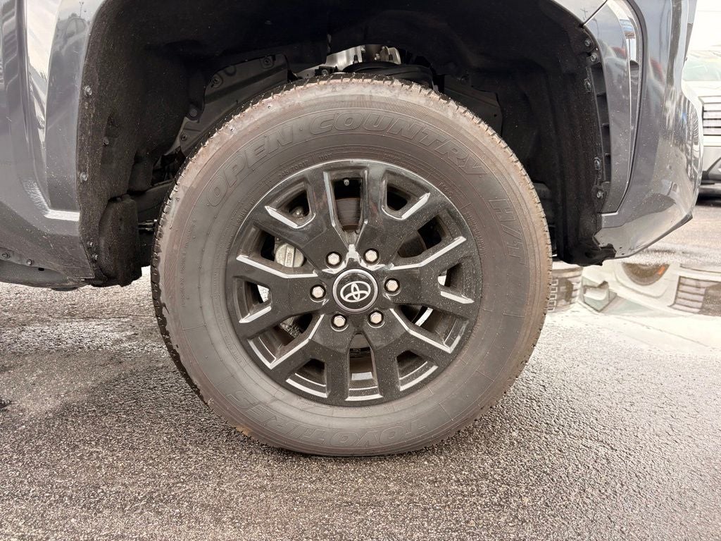 2025 Toyota Tacoma SR5