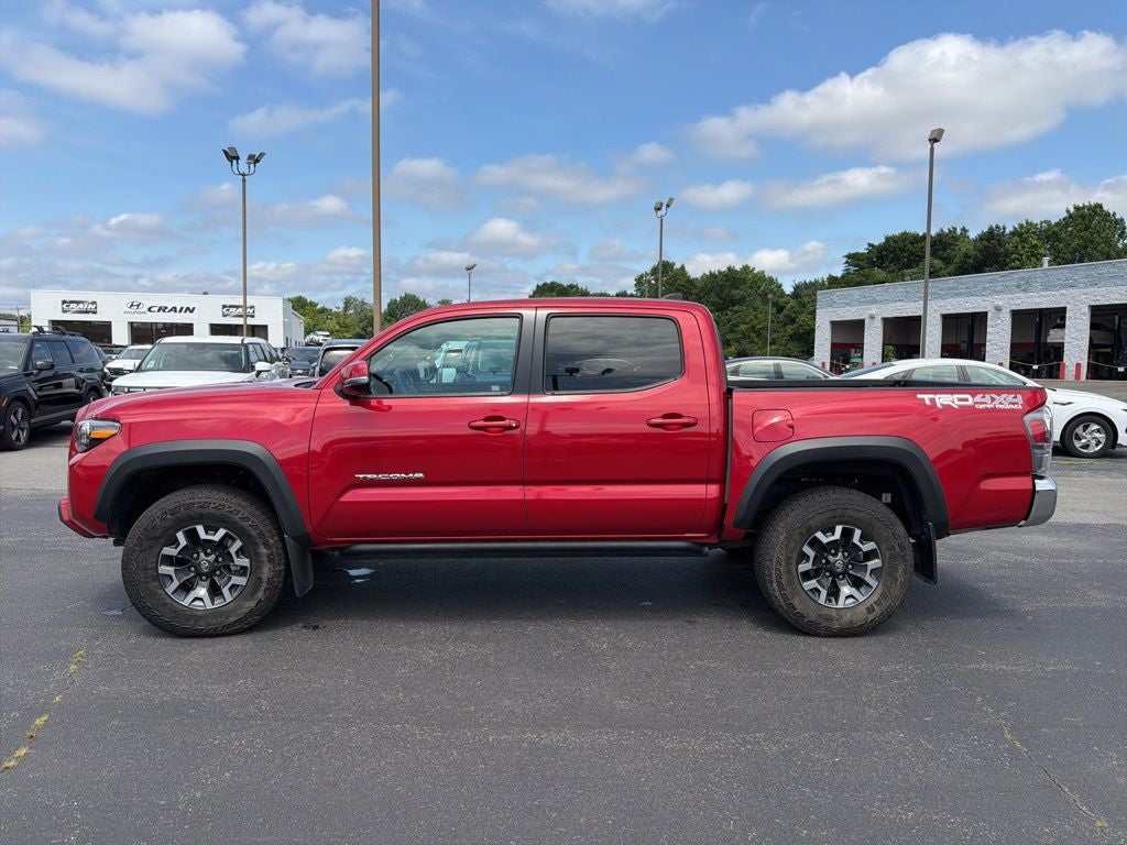 2023 Toyota Tacoma TRD Off-Road V6 / One Owner / Clean Carfax