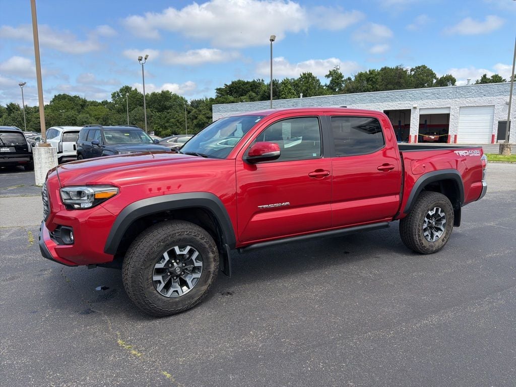 2023 Toyota Tacoma TRD Off-Road V6 / One Owner / Clean Carfax