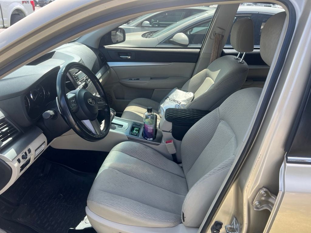 2010 Subaru Outback 2.5i Premium