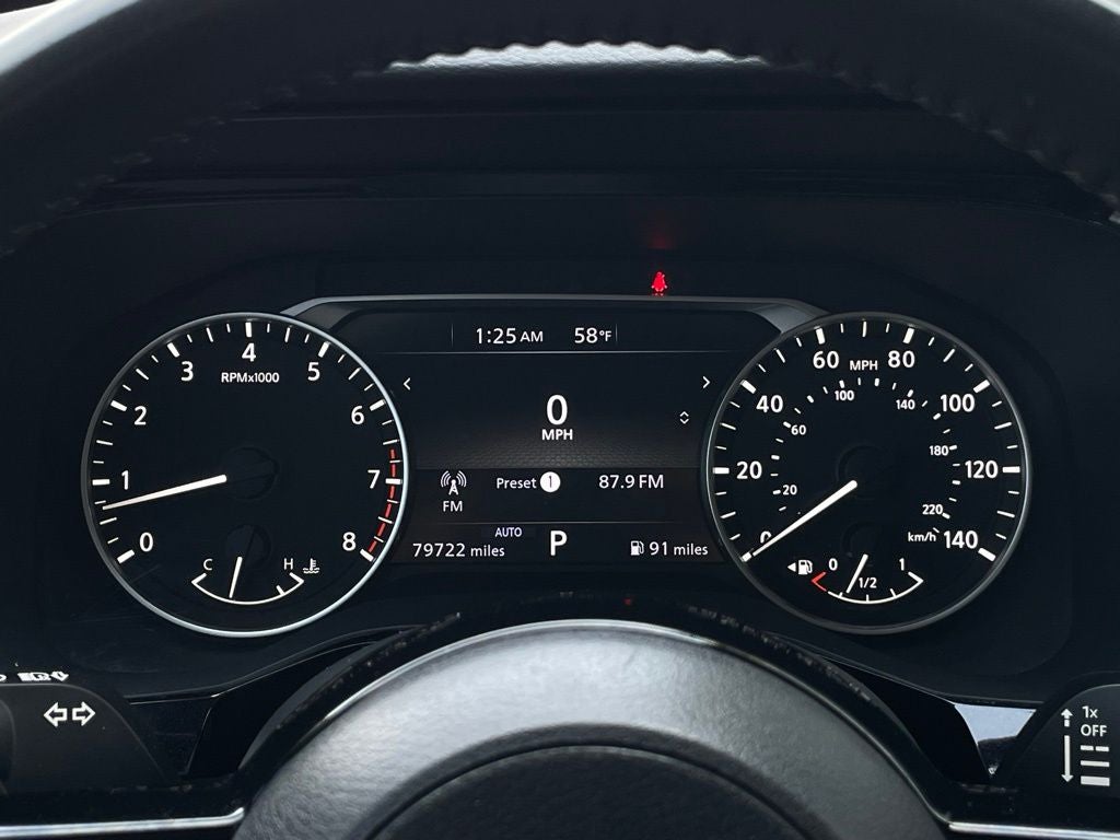 2022 Nissan Pathfinder SV 1-Owner / NissanConnect featuring Apple CarPlay an