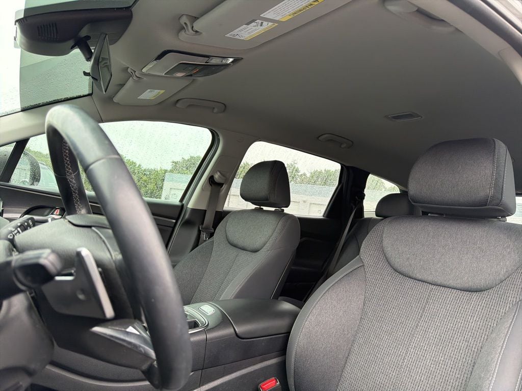 2023 Hyundai Santa Fe SEL Navigation / Power Liftgate