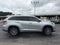 2017 Toyota Highlander XLE Navigation / Clean Carfax / Power Moonroof / 3rd R