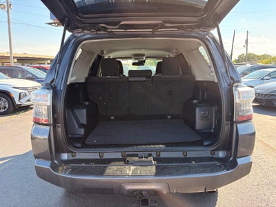 2022 Toyota 4Runner SR5