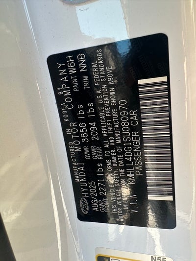 2025 Hyundai Elantra SE