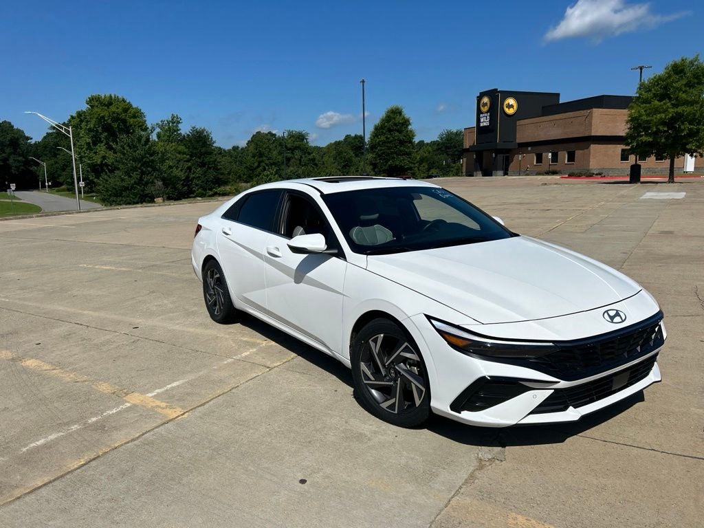 2024 Hyundai Elantra Hybrid Limited