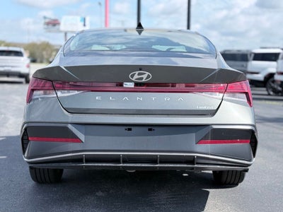 2025 Hyundai Elantra Limited