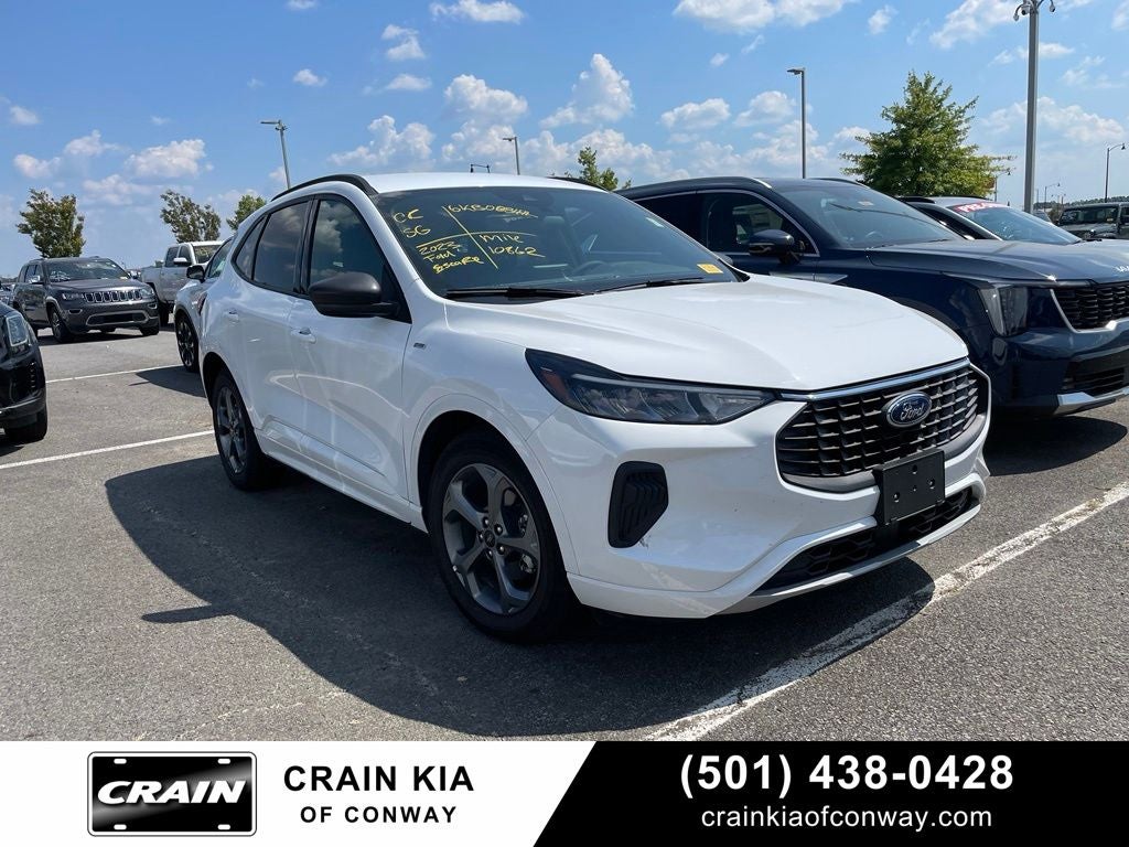 2023 Ford Escape Hybrid ST-Line