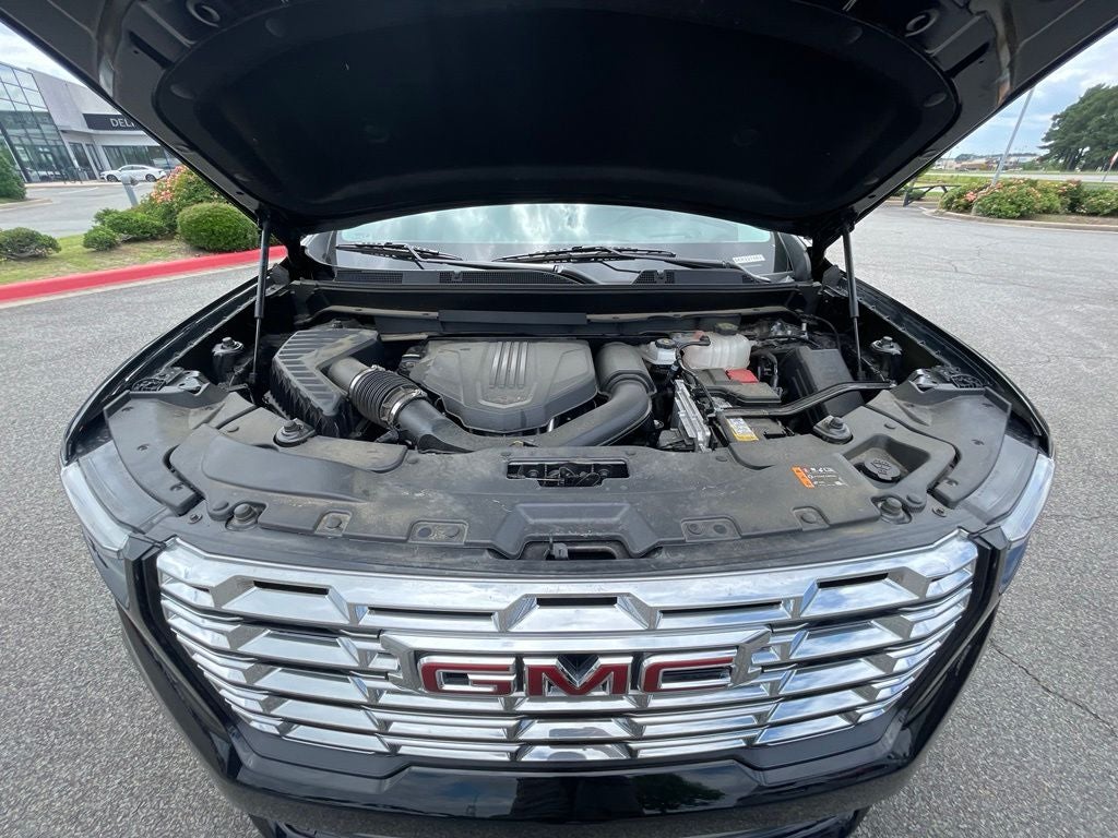 2024 GMC Acadia Denali