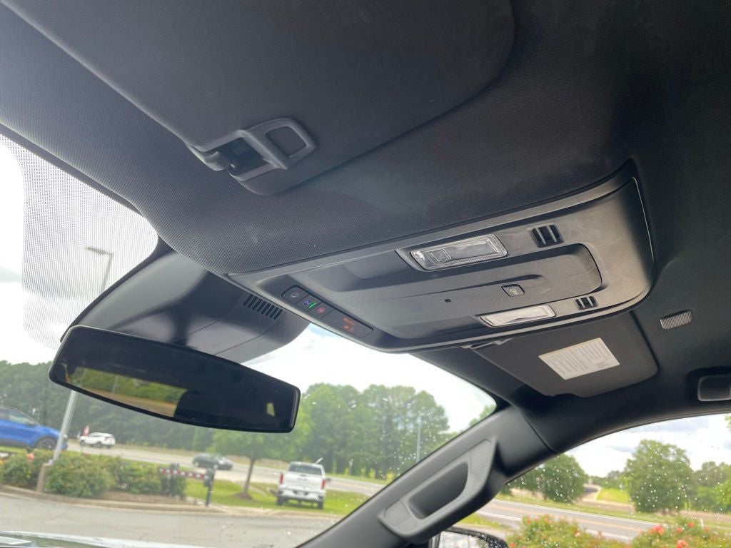 2023 GMC Yukon SLE