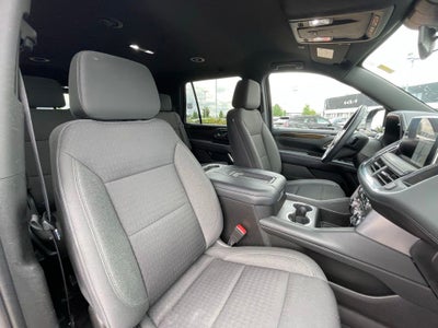 2023 GMC Yukon SLE