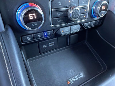 2022 GMC Yukon SLT Premium Luxury Package-Clean Carfax