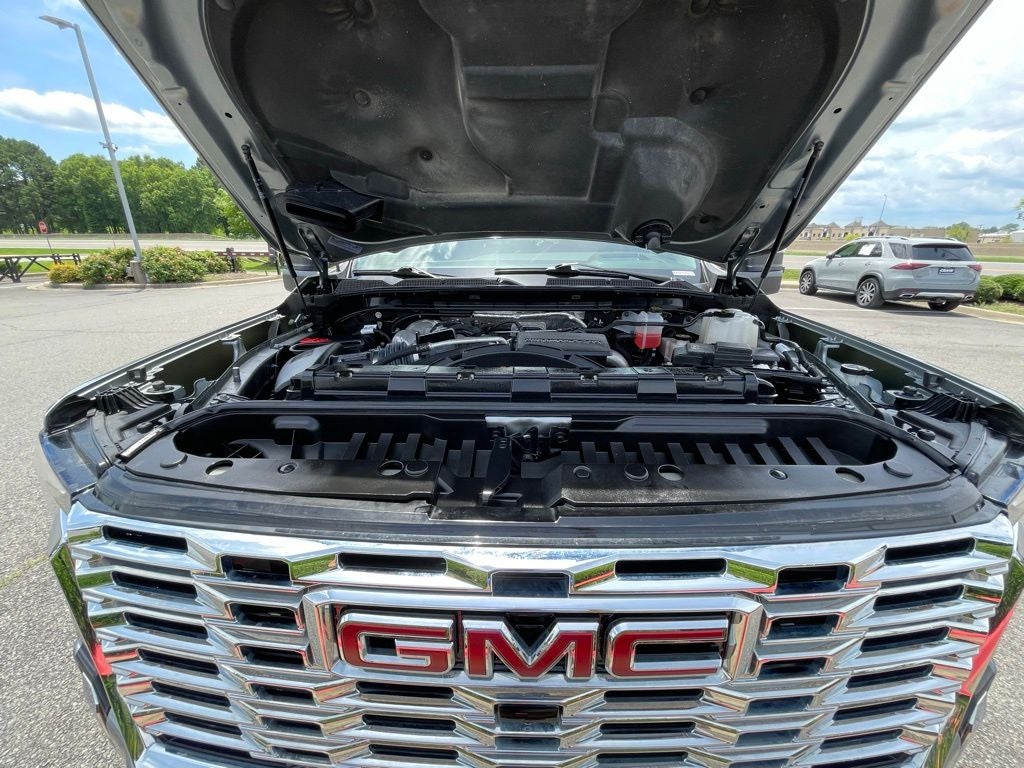 2024 GMC Sierra 2500HD Denali