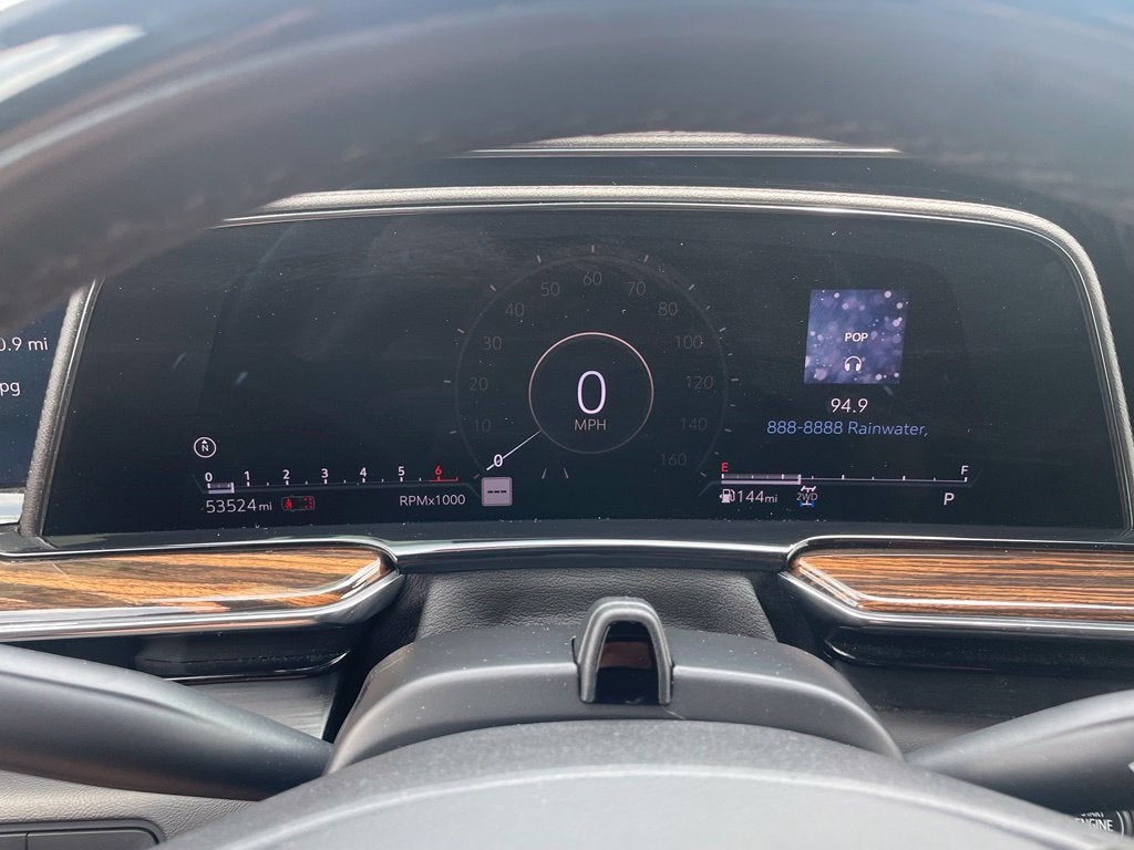 2023 Cadillac Escalade ESV Premium