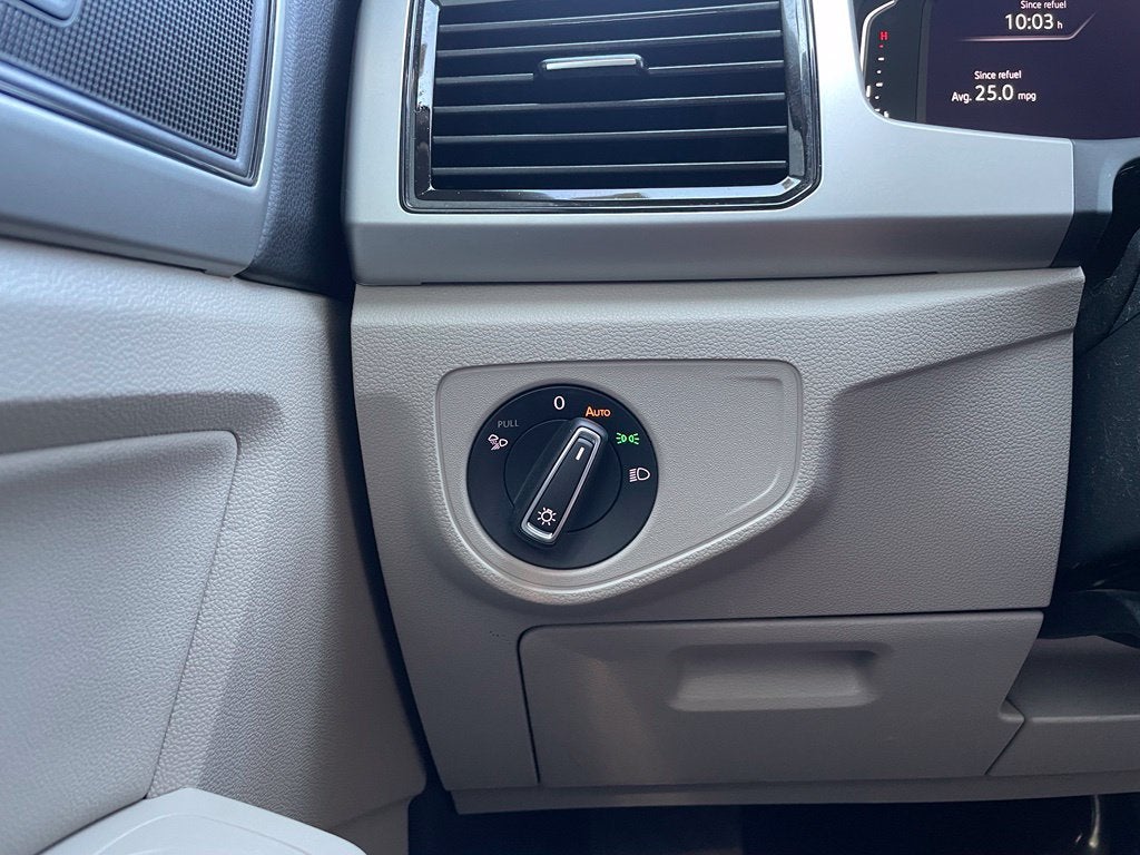 2022 Volkswagen Atlas 2.0T SE w/Technology