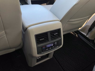2022 Volkswagen Atlas 2.0T SE w/Technology