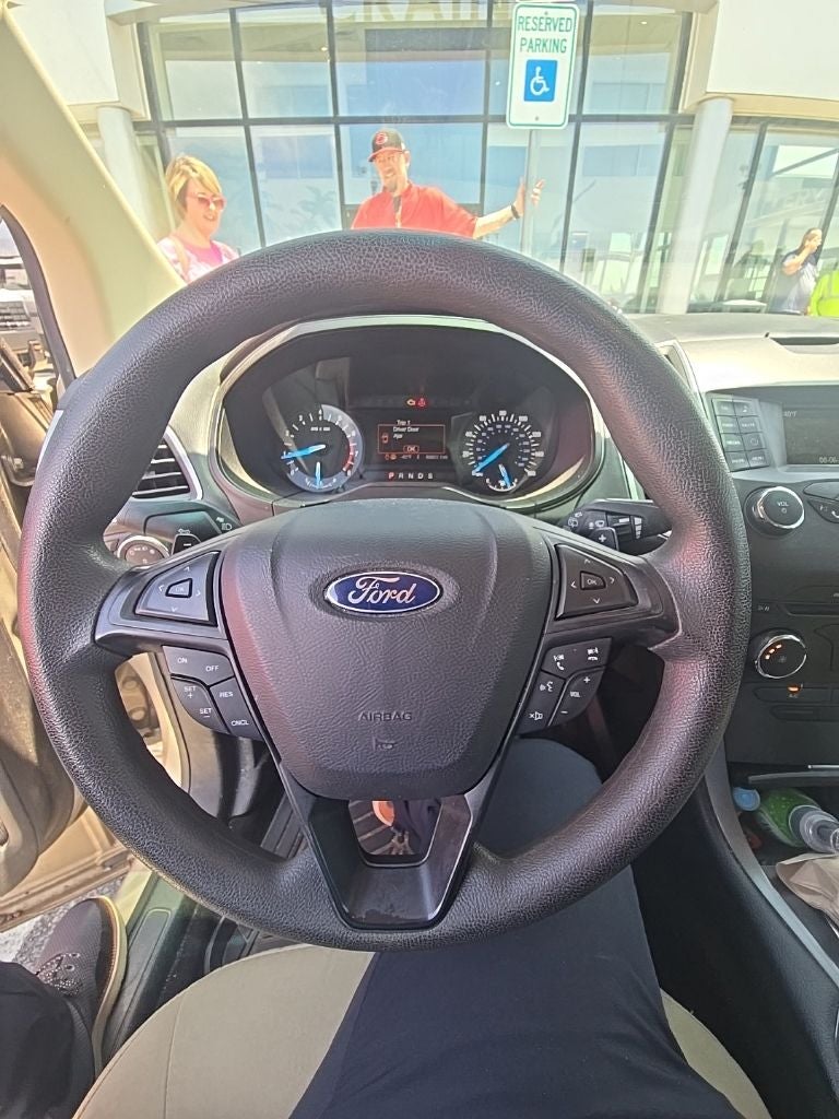 2017 Ford Edge SE