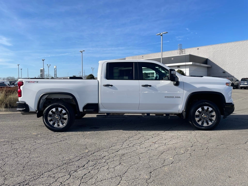 2024 Chevrolet Silverado 2500HD Custom
