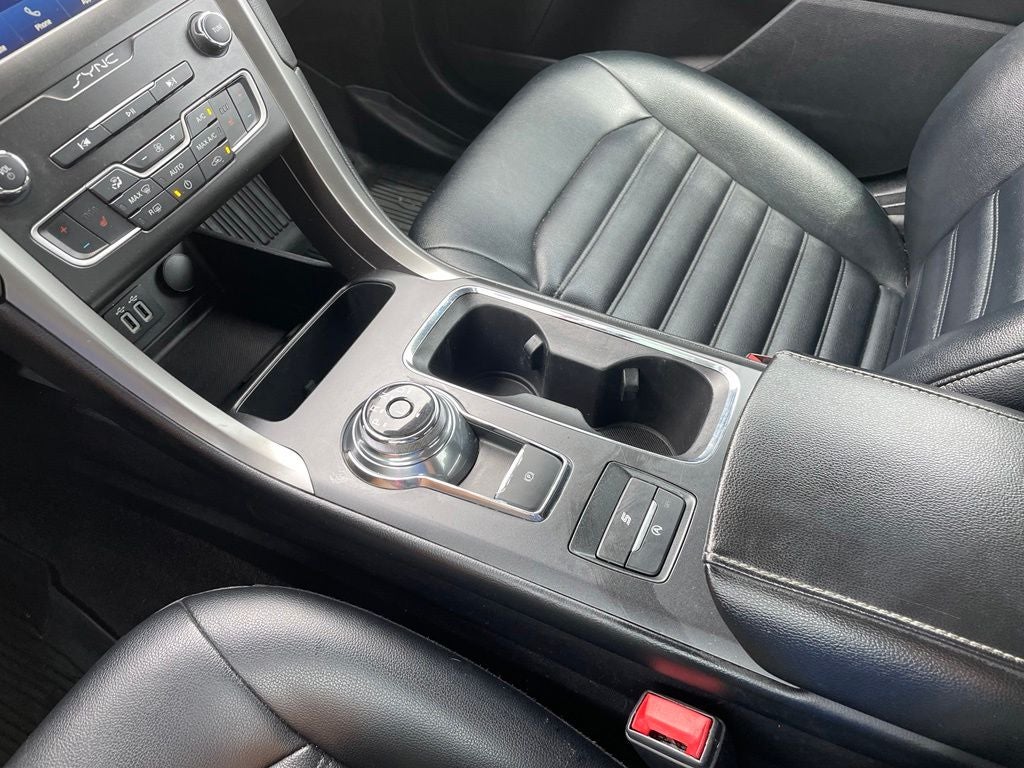 2020 Ford Fusion SEL