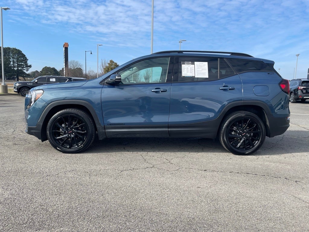 2024 GMC Terrain SLT