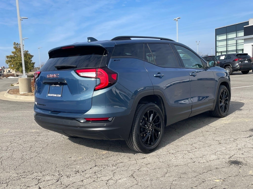 2024 GMC Terrain SLT