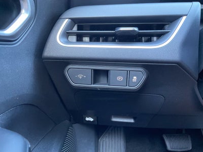 2027 Kia K4 LX