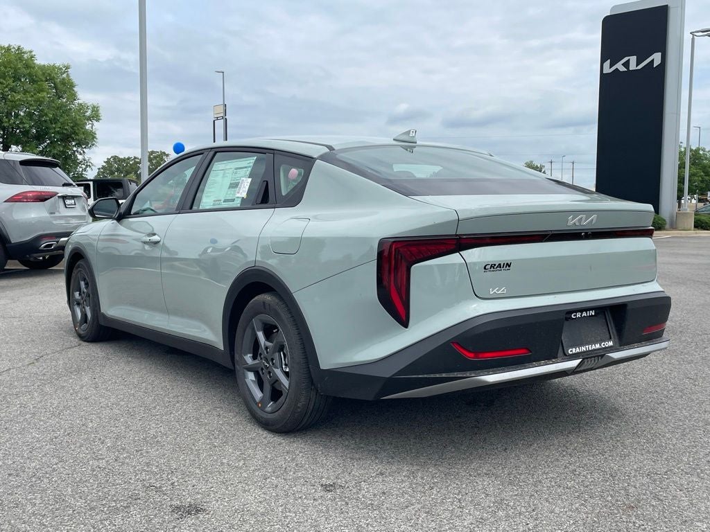 2026 Kia K4 LXS