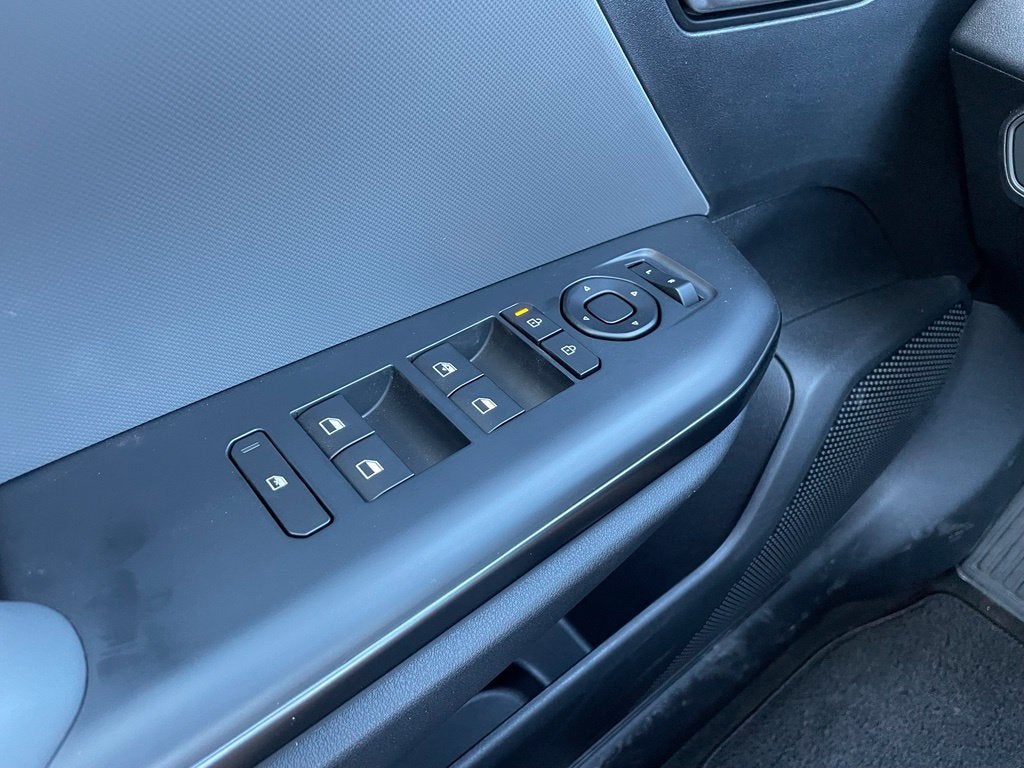 2027 Kia K4 LXS