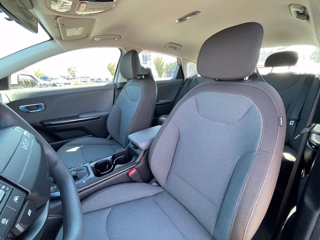 2027 Kia K4 LXS