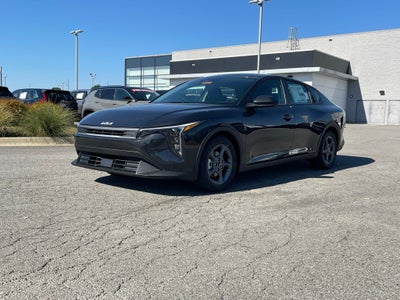 2025 Kia K4 LXS