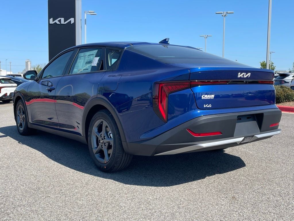 2026 Kia K4 LXS