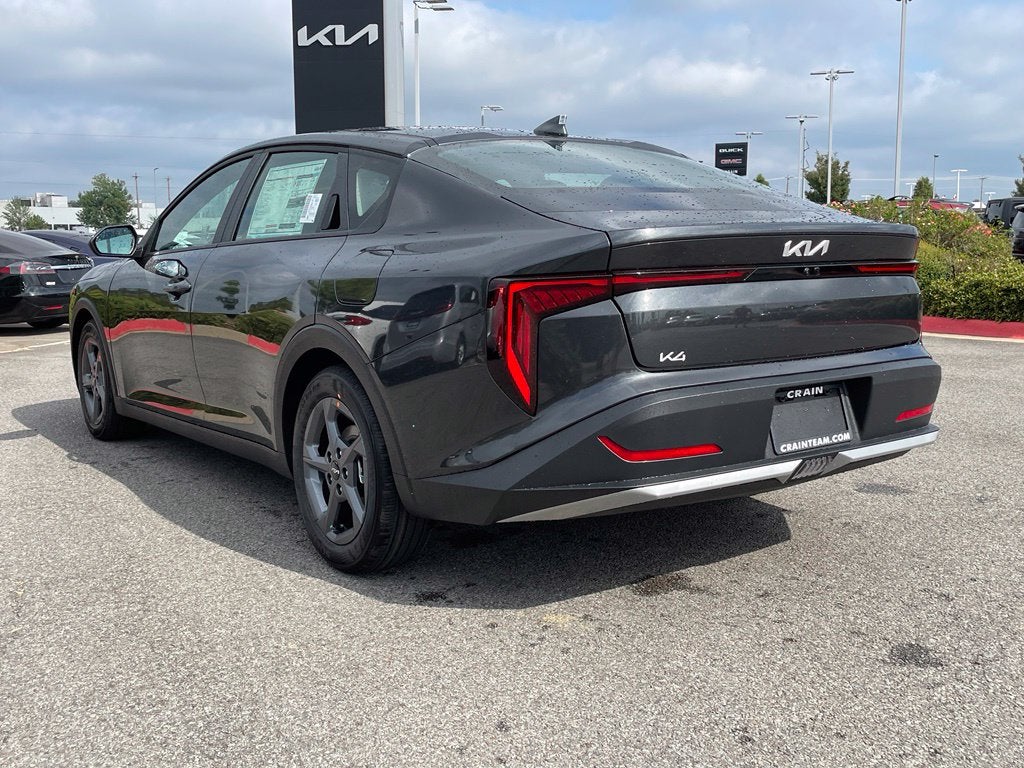 2026 Kia K4 LXS