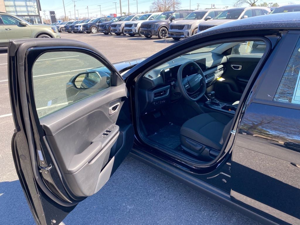 2026 Kia K4 LX