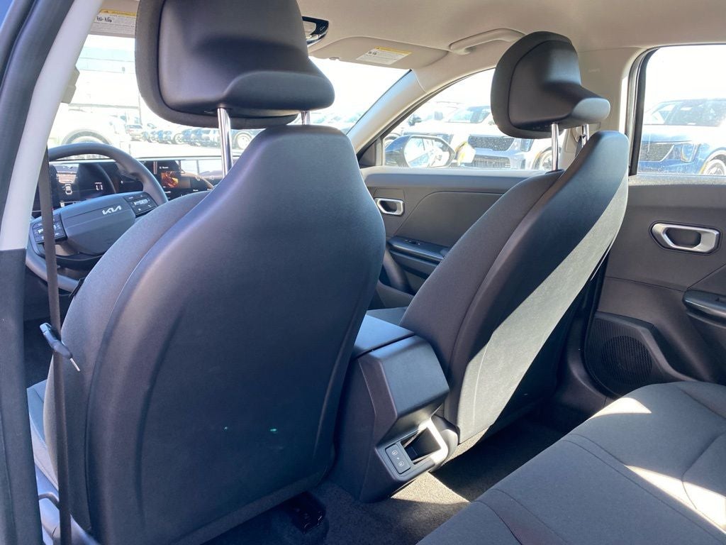 2026 Kia K4 LX
