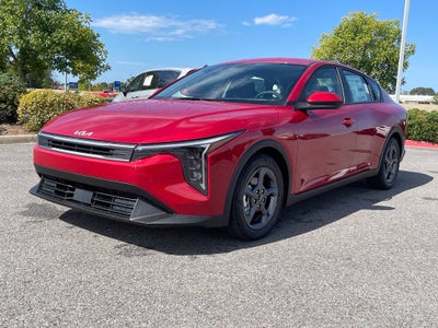 2026 Kia K4 LXS