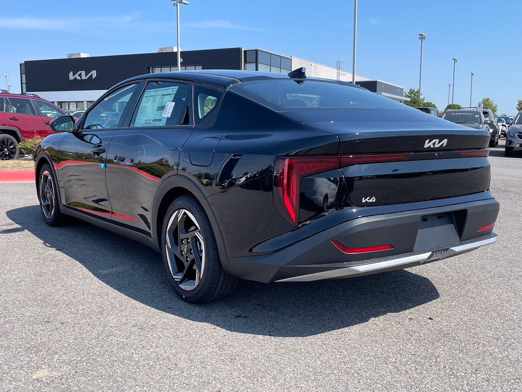 2026 Kia K4 EX