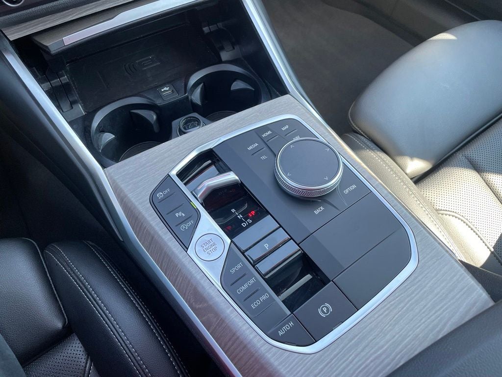 2025 BMW 3 Series 330i