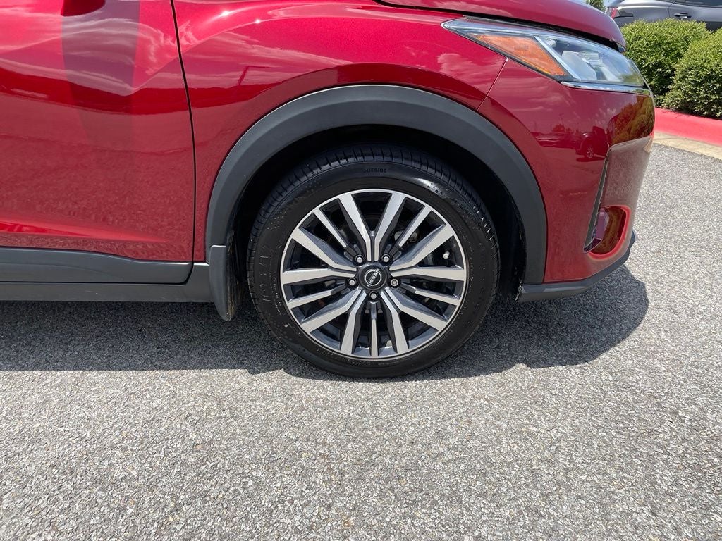 2022 Nissan Kicks SV