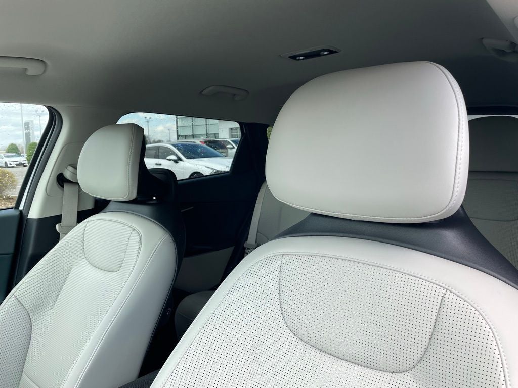 2025 Kia EV6 Wind