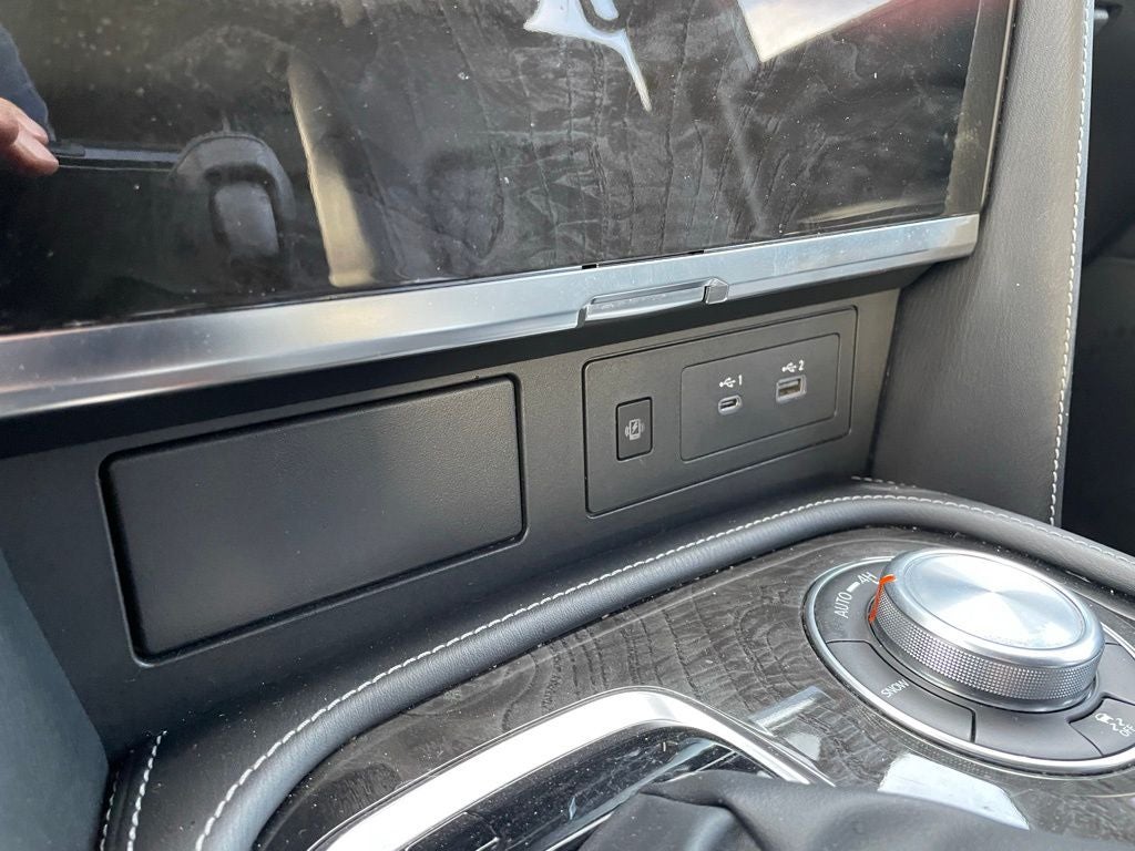 2023 INFINITI QX80 Sensory