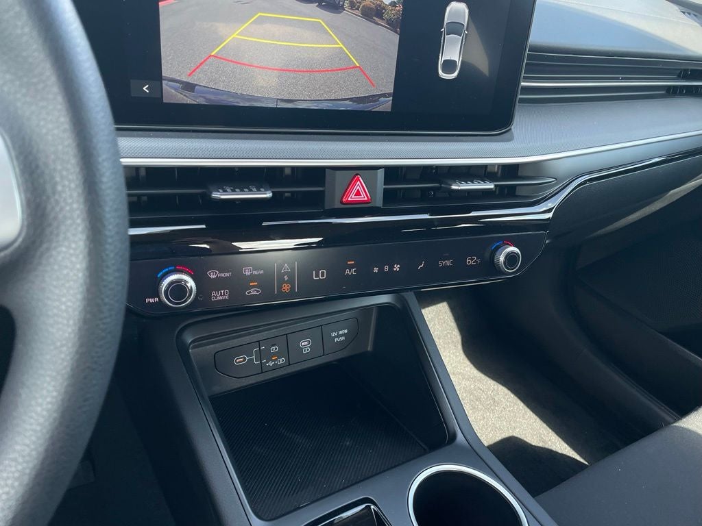 2026 Kia K5 LXS