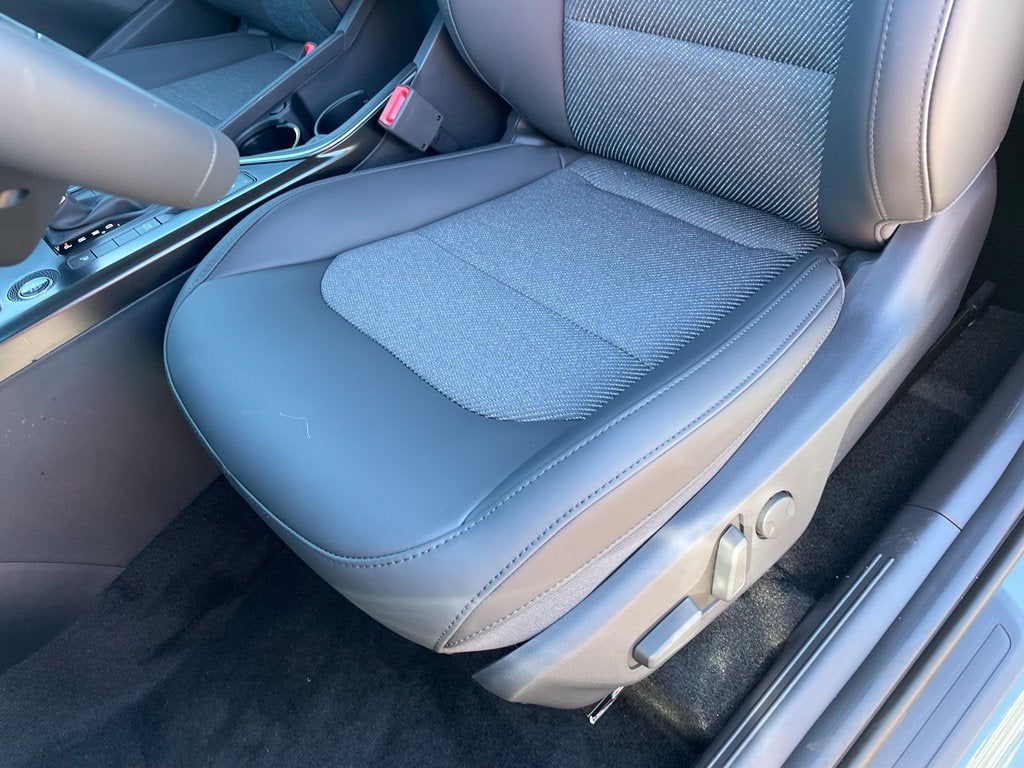 2027 Kia Niro LX