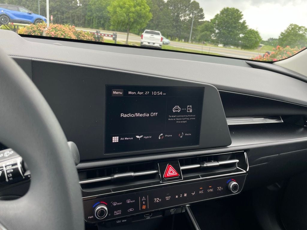 2026 Kia Niro LX