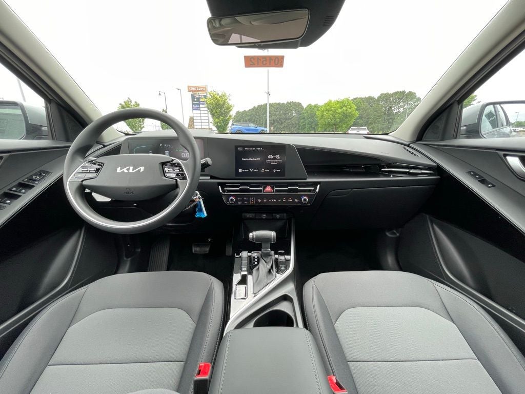 2026 Kia Niro LX