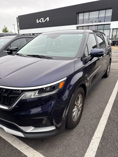 2023 Kia Carnival LX