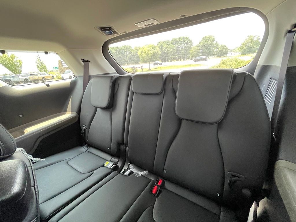 2027 Kia Carnival Hybrid EX