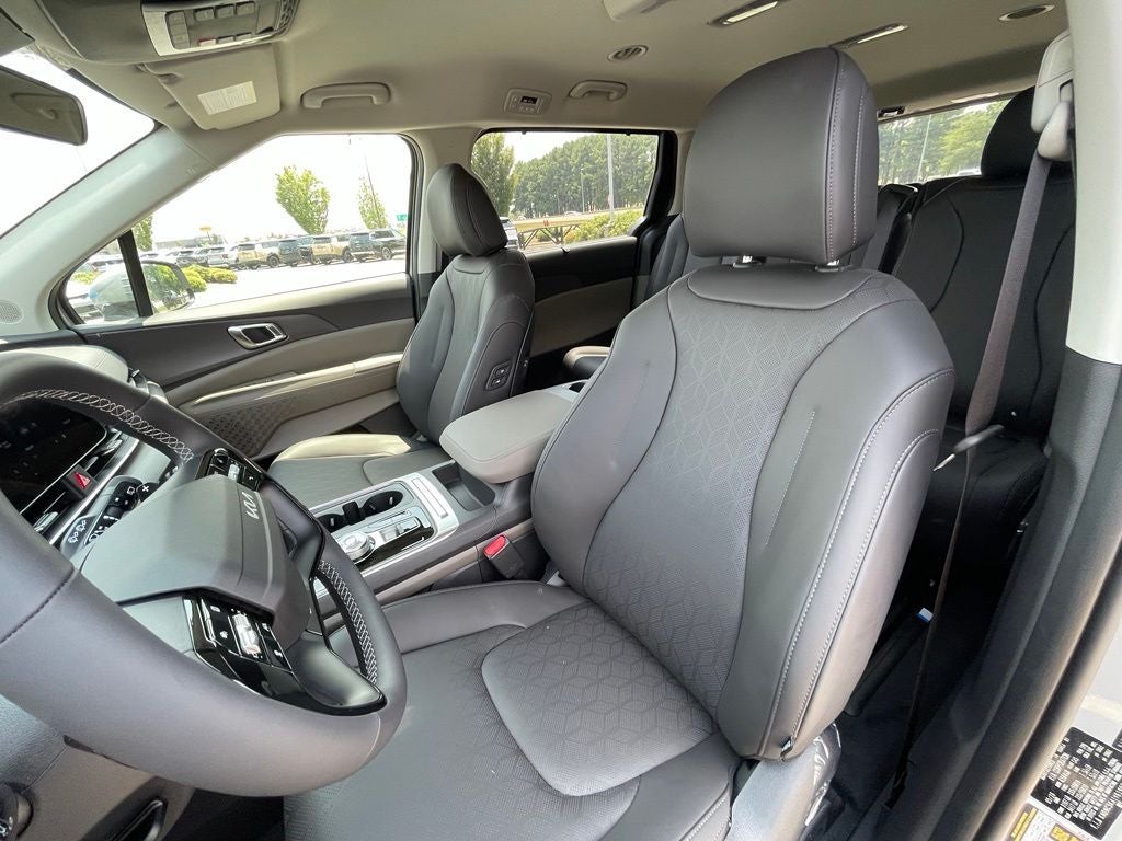 2027 Kia Carnival Hybrid EX