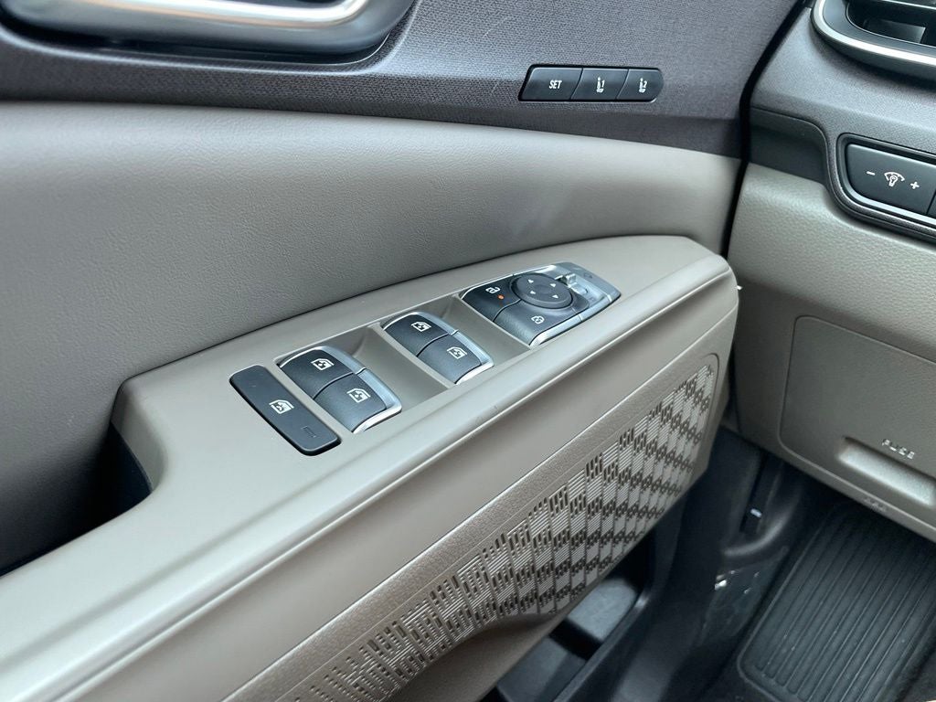 2027 Kia Carnival Hybrid EX