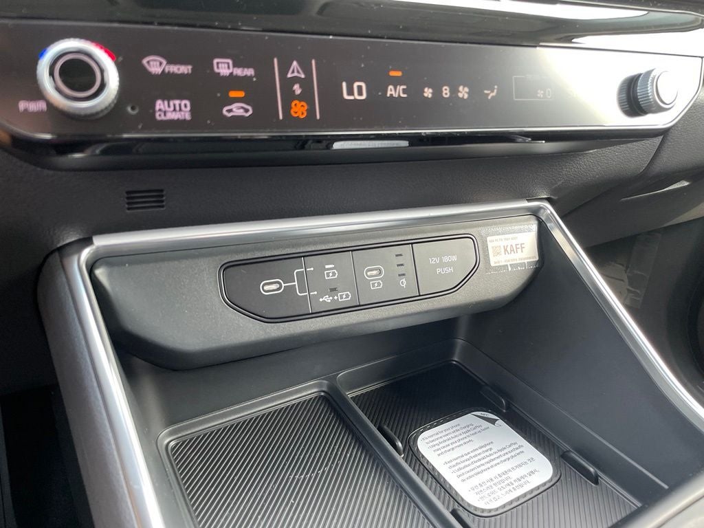 2027 Kia Carnival SX Prestige