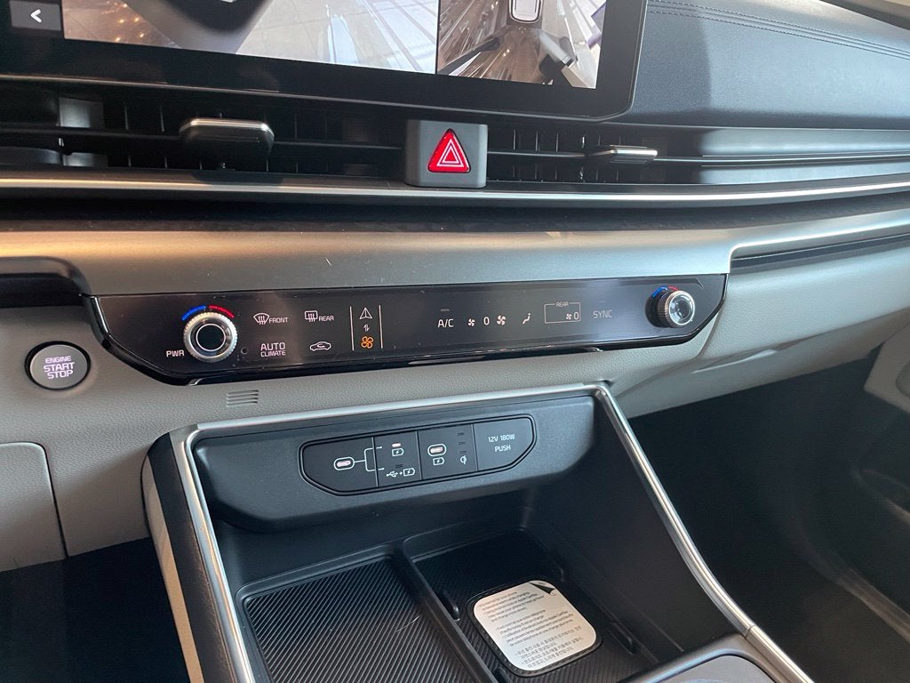 2027 Kia Carnival SX